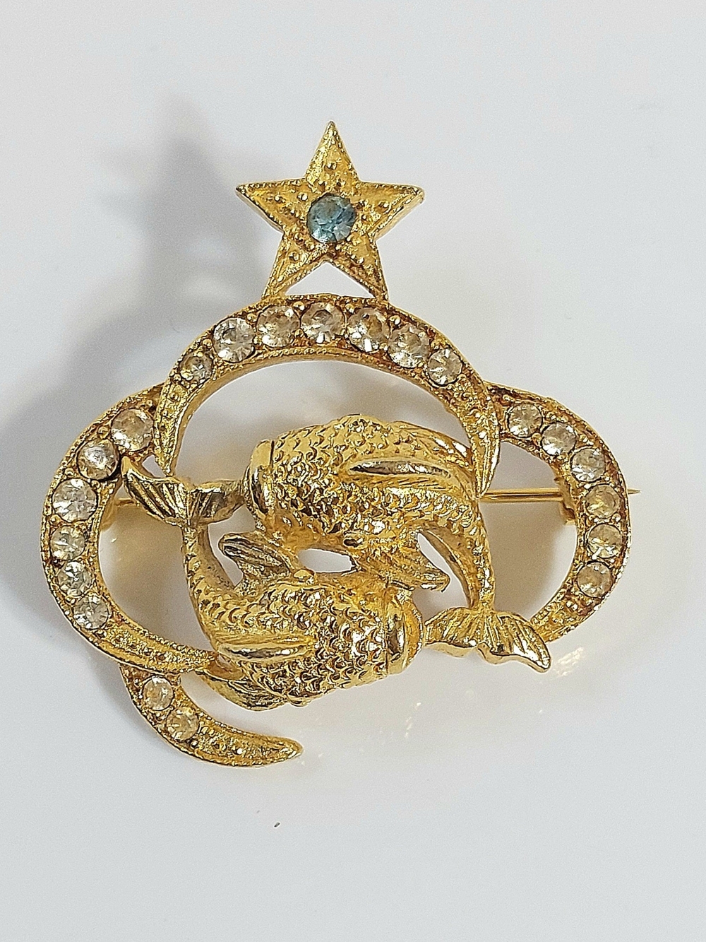 Vintage St. Labre signed Pisces astrological Zodiac Sign Womens Brooch